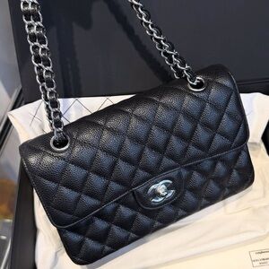 Chanel Black Quilted Shoulder Bag with Silver Chain